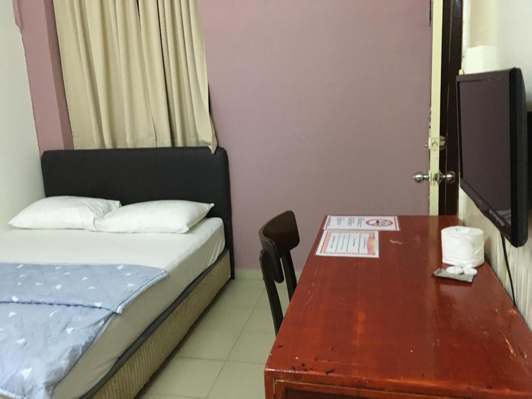 Old Penang Hotel - Trang Road George Town Bagian luar foto